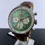 Breitling Navitimer AB0139211L1P1 (2024) - Groen wijzerplaat 41mm Staal (2/8)