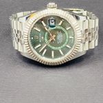 Rolex Sky-Dweller 336934 (2024) - Green dial 42 mm Steel case (2/8)