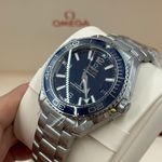 Omega Seamaster Planet Ocean 215.30.40.20.03.001 (2023) - Blue dial 40 mm Steel case (4/8)