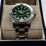 Breitling Avenger A17328101L1A1 (2024) - Groen wijzerplaat 42mm Staal (3/5)