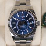 Rolex Sky-Dweller 336934 (2024) - Blauw wijzerplaat 42mm Goud/Staal (1/5)