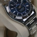 Rolex Sky-Dweller 336934 (2024) - Blauw wijzerplaat 42mm Goud/Staal (3/5)