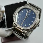 Patek Philippe Nautilus 7118/1200A-001 (2026) - Blue dial 35 mm Steel case (4/10)