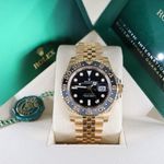 Rolex GMT-Master II 126718GRNR (2024) - Black dial 40 mm Yellow Gold case (7/7)