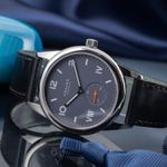 NOMOS Club Campus 730 (2023) - Blue dial 39 mm Steel case (2/8)