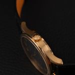 Patek Philippe Calatrava 5026J (Unknown (random serial)) - Black dial 34 mm Yellow Gold case (8/8)