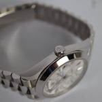 Rolex Day-Date 40 228206 (2022) - White dial 40 mm Platinum case (7/8)
