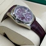 Rolex Day-Date 36 118139 (2023) - Rood wijzerplaat 36mm Witgoud (7/8)