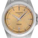Longines Conquest L3.720.4.62.6 (2025) - Champagne wijzerplaat 38mm Staal (1/7)