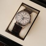 Patek Philippe Annual Calendar 5146G (2011) - Champagne wijzerplaat 39mm Witgoud (3/6)