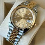 Rolex Datejust 36 126233 (2020) - Champagne wijzerplaat 36mm Staal (3/7)