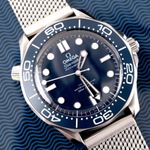 Omega Seamaster Diver 300 M 210.30.42.20.03.002 (2024) - Blue dial 42 mm Steel case (3/8)