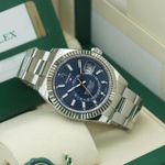 Rolex Sky-Dweller 326934 (2018) - Blue dial 42 mm Steel case (3/8)