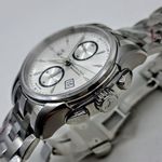 Hamilton Jazzmaster Auto Chrono H32616153 (2025) - White dial 42 mm Steel case (3/8)