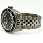 Tudor Black Bay 7941A1A0NU (2025) - Black dial 41 mm Steel case (5/8)
