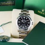 Rolex Explorer 124270 (2024) - Zwart wijzerplaat 36mm Staal (7/7)
