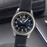 IWC Pilot Mark IW327006 (2019) - Zwart wijzerplaat 40mm Titanium (1/8)