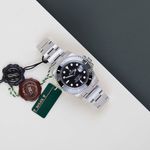Rolex Submariner Date 116610LN (2018) - Black dial 40 mm Steel case (2/8)