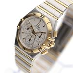 Omega Constellation 1242.30.00 (2010) - Silver dial 39 mm Gold/Steel case (6/8)