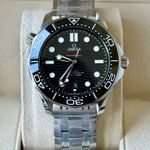 Omega Seamaster Diver 300 M 210.30.42.20.01.001 (2024) - Black dial 42 mm Steel case (2/7)