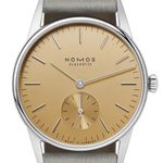 NOMOS Orion 33 359 (2025) - Goud wijzerplaat 33mm Staal (1/1)