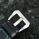 Panerai Luminor Submersible PAM00683 (2022) - Black dial 42 mm Steel case (8/8)