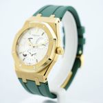 Audemars Piguet Royal Oak Dual Time 26120BA.OO.D088CR.01 (2008) - Wit wijzerplaat 39mm Geelgoud (2/8)