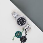 Rolex Explorer 214270 (2020) - Zwart wijzerplaat 39mm Staal (2/8)