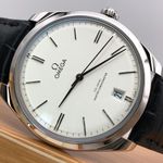 Omega De Ville Trésor 435.13.40.21.02.001 (2024) - Silver dial 40 mm Steel case (8/8)