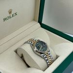 Rolex Datejust 31 278243 (2024) - Green dial 31 mm Steel case (3/8)