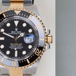 Rolex Sea-Dweller 126603 (2023) - Black dial 43 mm Gold/Steel case (5/8)