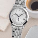 Jaeger-LeCoultre Master Hometime 147.8.05.S (2005) - Zilver wijzerplaat 40mm Staal (3/8)