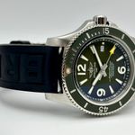 Breitling Superocean 44 A17367A11L1W1 (2022) - Groen wijzerplaat 44mm Staal (9/10)