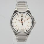 Christopher Ward Unknown C12-36A3H1-S00W0 (2023) - Silver dial 36 mm Steel case (2/8)