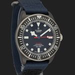 Tudor Pelagos 25707KN (2023) - Blauw wijzerplaat 42mm Carbon (4/7)