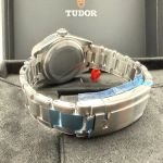 Tudor Black Bay 79470 - (3/8)