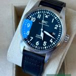 IWC Pilot Mark IW327009 (2019) - Zwart wijzerplaat 40mm Staal (3/7)
