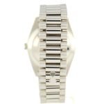 Rolex Day-Date 40 228239 (2022) - 40 mm White Gold case (4/7)