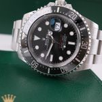 Rolex Sea-Dweller 126600 (2025) - Black dial 43 mm Steel case (1/8)