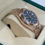 Rolex Sky-Dweller 336935 (2024) - Blauw wijzerplaat 42mm Roségoud (7/8)