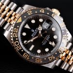 Rolex GMT-Master II 126713GRNR (2024) - Black dial 40 mm Gold/Steel case (6/8)