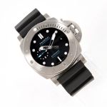 Panerai Luminor Submersible 1950 3 Days Automatic PAM01305 (2021) - Black dial 47 mm Titanium case (2/8)