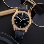 Glashütte Original Navigator 39-42-07-11-04 (Unknown (random serial)) - Black dial 39 mm Yellow Gold case (1/8)