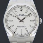 Rolex Oyster Perpetual 114300 (2019) - White dial 39 mm Steel case (2/4)