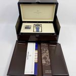 Patek Philippe Complications 4946G-001 (2026) - Blue dial 38 mm White Gold case (3/8)