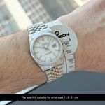Rolex Datejust 36 16220 (1999) - Zilver wijzerplaat 36mm Staal (2/8)