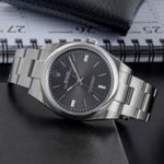 Rolex Oyster Perpetual 39 114300 - (2/8)