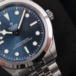 Tudor Black Bay 79660 (2026) - Blue dial 39 mm Steel case (4/8)