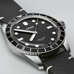 Oris Divers Sixty Five 01 400 7772 4054-07 5 20 82 (2023) - Black dial 40 mm Steel case (5/5)