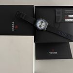 Tudor Black Bay Chrono 79377KN (2025) - Wit wijzerplaat 42mm Carbon (4/21)